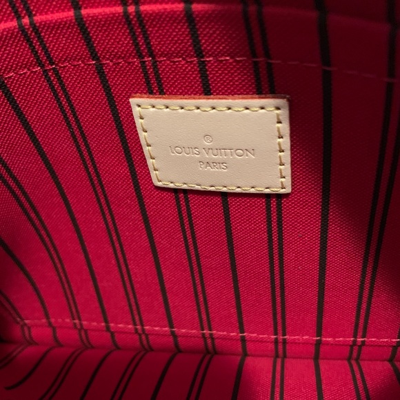 πΊ SOLD Neverfull MM Pochette πΊ - Picture 2 of 8